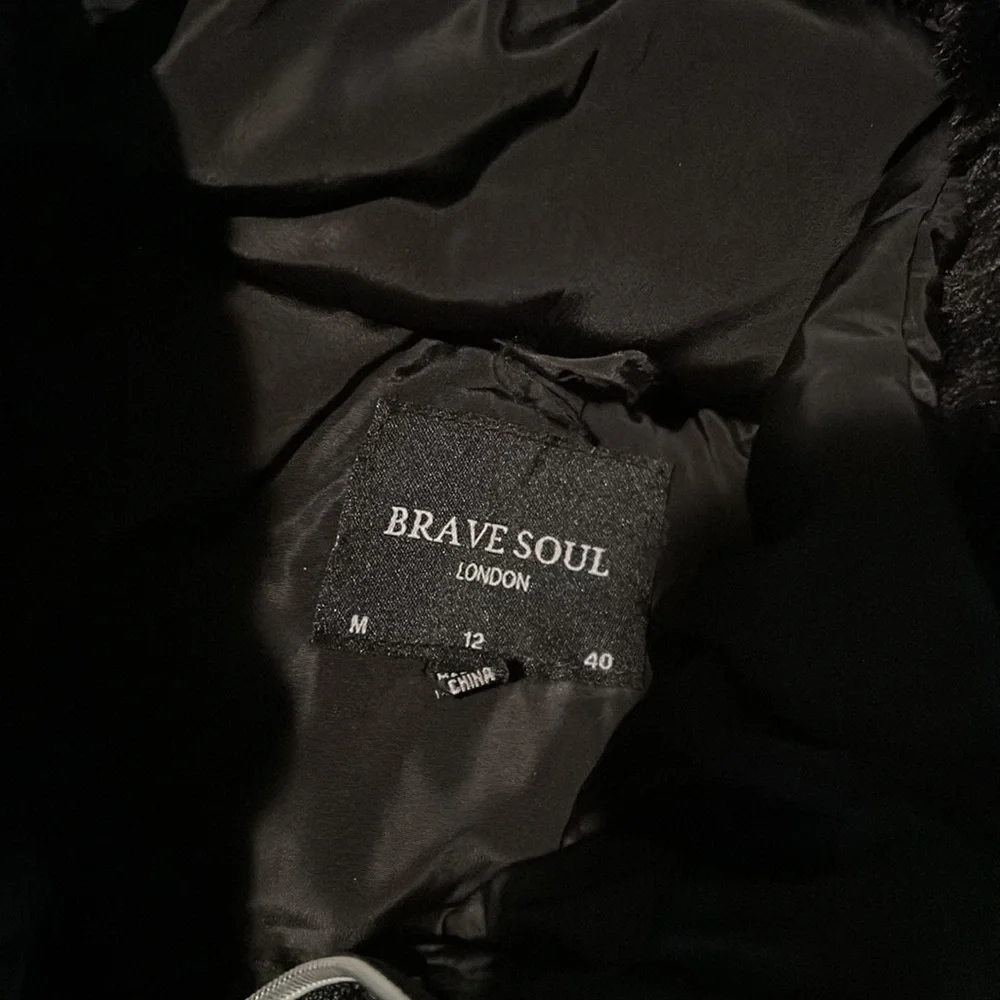 Long coat - Picture 3 of 8